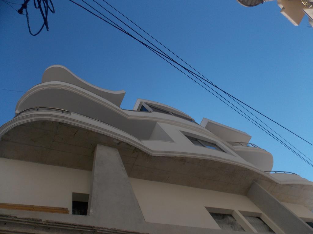 סרנדה Violet'S Boutique Apartments מראה חיצוני תמונה